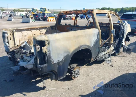 2021 Chevrolet Silverado 1500 4Wd Short Bed Lt Trail Boss from USA, damaged, VIN 3GCPYFEL8MG397519